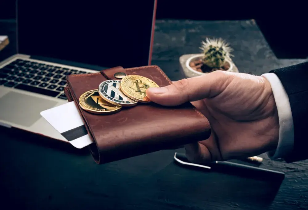Czy inwestowanie w kryptowaluty jest legalne? Poznaj kluczowe przepisy