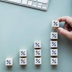 Jakie jest oprocentowanie lokat PKO BP? Sprawdź najlepsze oferty teraz