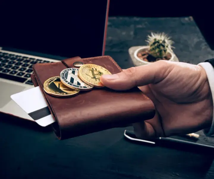 Czy inwestowanie w kryptowaluty jest legalne? Poznaj kluczowe przepisy